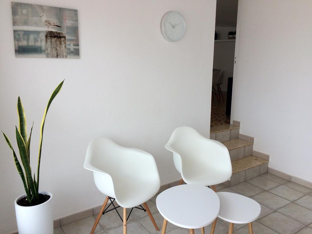 סנט מרטי ד'אמפורייס Apartaments La Palmera, Terrace & Pool מראה חיצוני תמונה